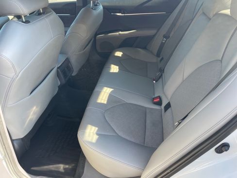 Used 2022 Toyota Camry XSE FWD image 12