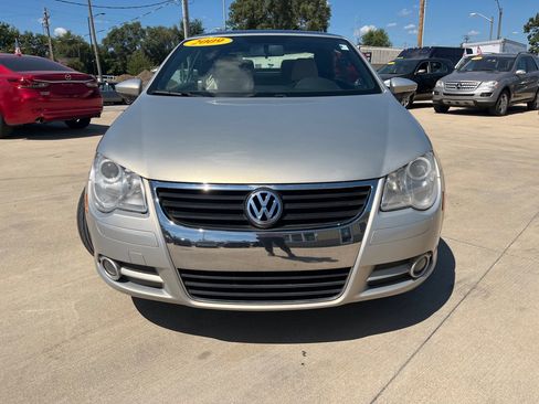 Used 2009 Volkswagen Eos Komfort image 2