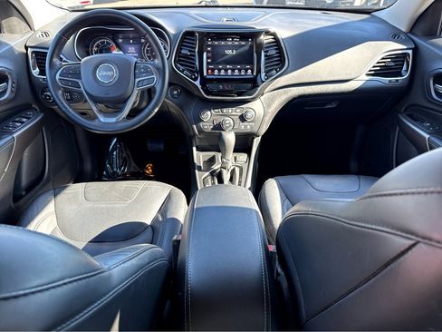 Used 2020 Jeep Cherokee Limited image 13