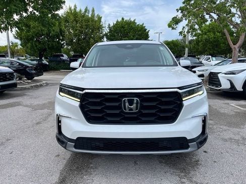 Used 2023 Honda Pilot EX-L image 2