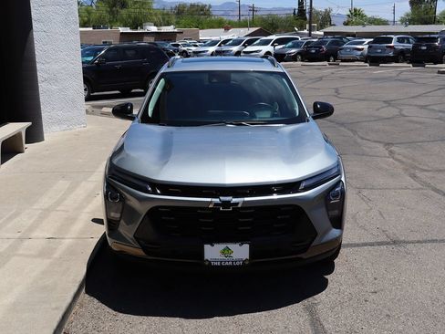 Used 2025 Chevrolet Trax ACTIV w/ Sunroof Package FWD image 15