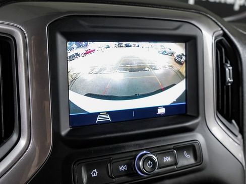 Used 2022 Chevrolet Silverado 2500 Custom w/ Custom Value Package AWD/4WD image 19