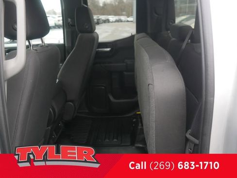 Used 2022 Chevrolet Silverado 1500 W/T w/ Trailering Package image 42