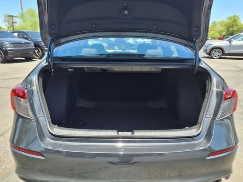 Used 2023 Honda Civic Sport image 25