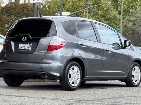 Used 2013 Honda Fit image 4