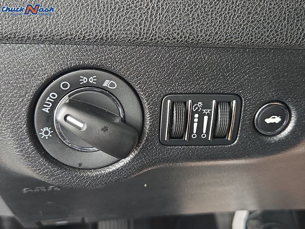 Used 2022 Chrysler 300 Touring w/ Sport Appearance Package AWD/4WD image 23