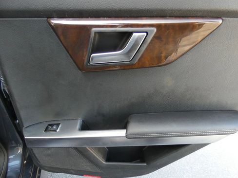 Used 2015 Mercedes-Benz GLK 350 2WD image 59