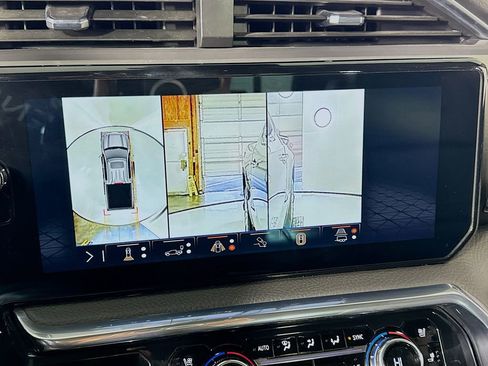 Used 2024 GMC Sierra 1500 Denali w/ Denali Reserve Package image 40