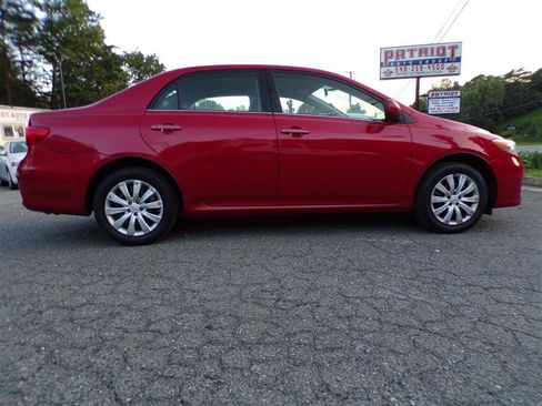 Used 2013 Toyota Corolla LE FWD image 11