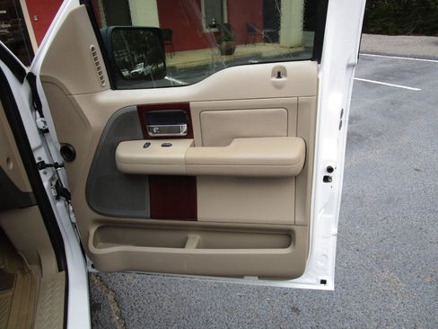 Used 2008 Ford F150 Lariat image 27