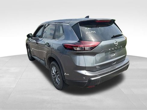 Used 2024 Nissan Rogue S AWD/4WD image 5
