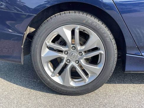 Used 2018 Honda Accord LX image 31