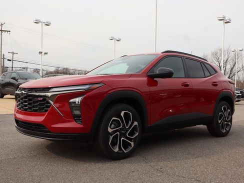 New 2026 Chevrolet Trax RS w/ Driver Confidence Package FWD image 8