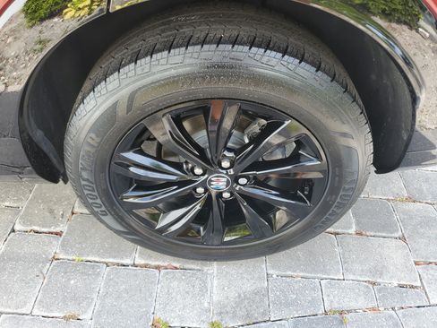 Certified 2024 Buick Envista Sport Touring w/ Convenience I Package FWD image 6