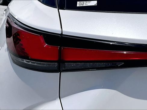 Used 2024 Lexus RX 450h AWD w/ Luxury Package image 32