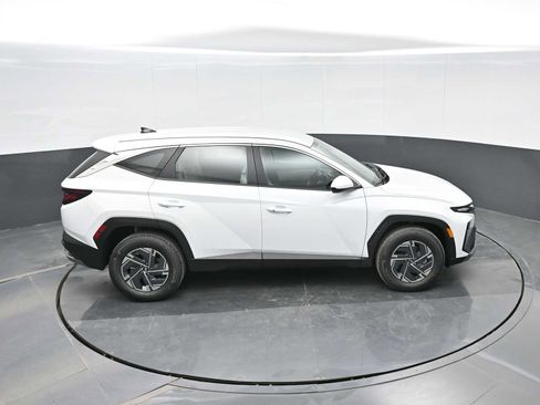 New 2026 Hyundai Tucson Blue SE w/ Tow & Go Package image 29