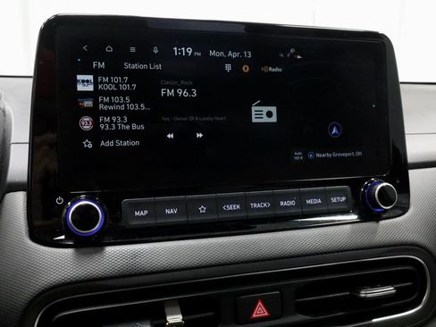 Used 2023 Hyundai Kona SEL w/ Convenience Package image 3