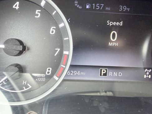 Certified 2025 Nissan Frontier SV w/ SV Convenience Package image 11