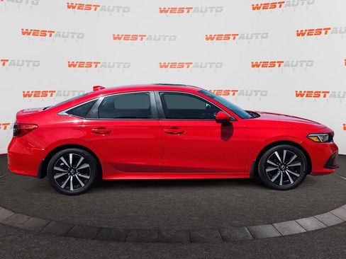 Used 2022 Honda Civic EX image 6
