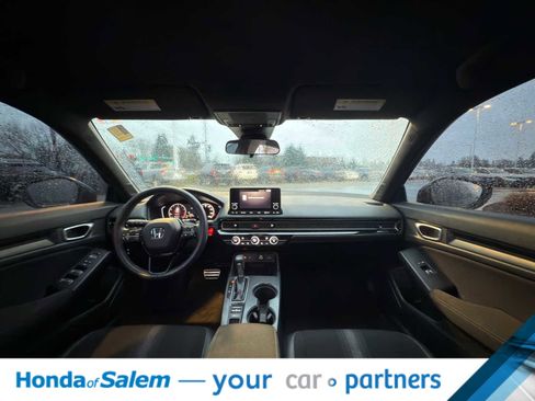 Used 2024 Honda Civic Sport image 13