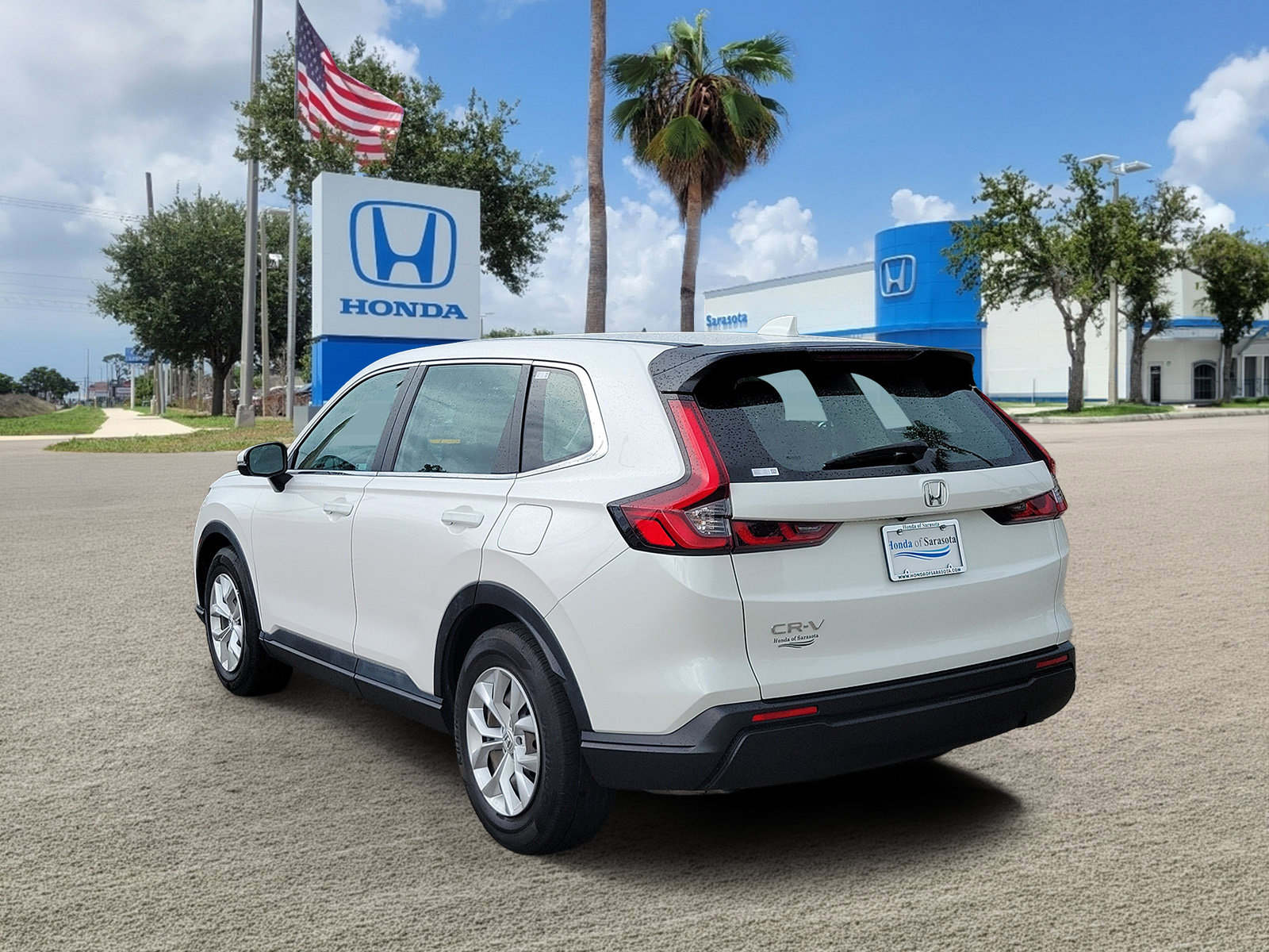 Used 2024 Honda CR-V LX image 5