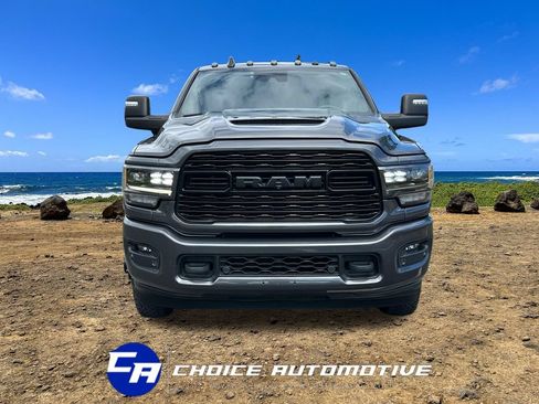 Used 2023 RAM 3500 Limited AWD/4WD image 11