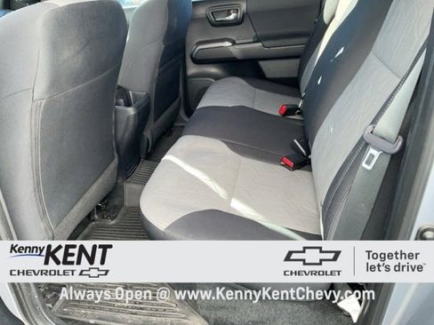 Used 2021 Toyota Tacoma TRD Off-Road w/ Technology Package image 19