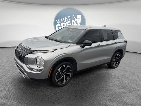 Used 2024 Mitsubishi Outlander SE AWD/4WD image 8