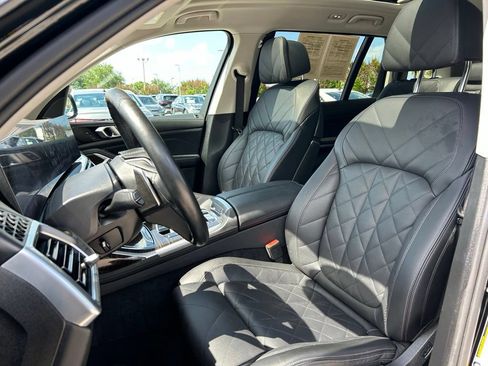 Used 2024 BMW X7 xDrive40i AWD/4WD image 19