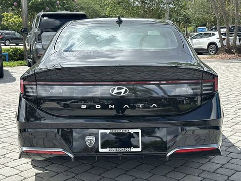 Used 2024 Hyundai Sonata SEL FWD image 17