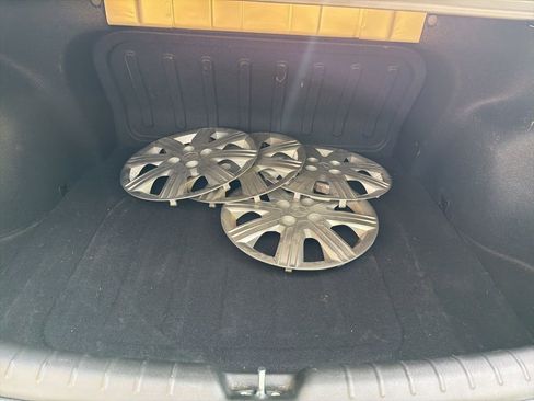 Used 2023 Kia Rio LX image 7