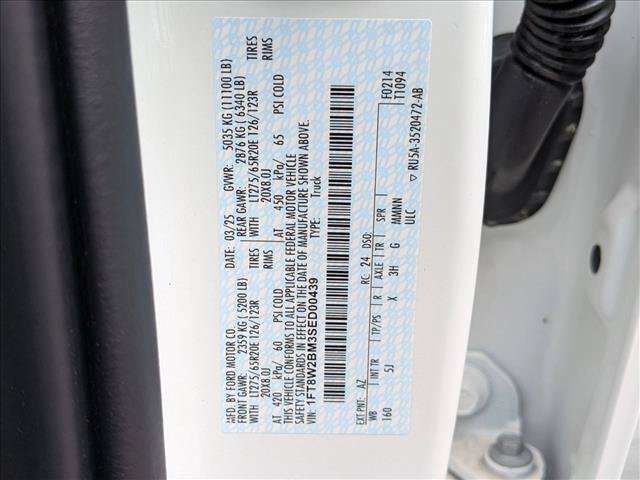 New 2025 Ford F250 4x4 Crew Cab Super Duty image 17