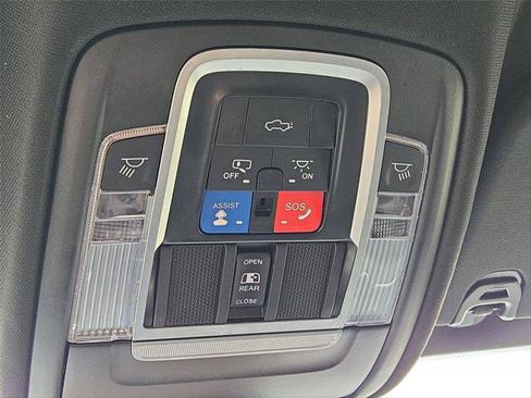 Certified 2023 RAM 1500 Limited w/ Body Color Bumper Group AWD/4WD image 31