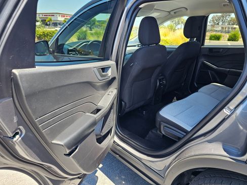 Used 2023 Ford Escape Active AWD/4WD image 18