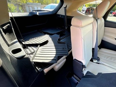 Used 2024 Acura MDX SH-AWD w/ Technology Package image 27