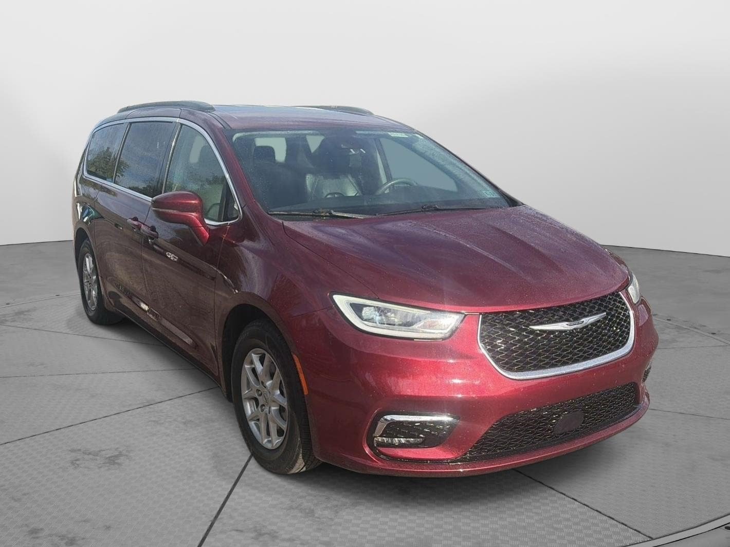 Used 2022 Chrysler Pacifica Touring-L FWD image 1