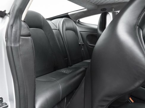 Used 2005 Aston Martin Vanquish S image 45