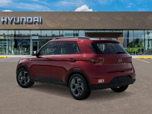 New 2026 Hyundai Venue SEL FWD image 5