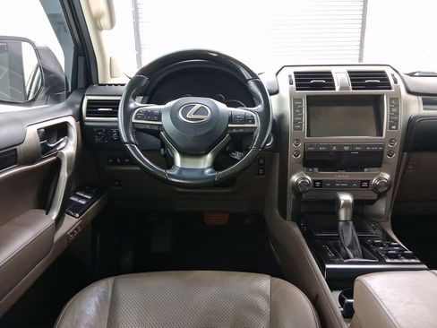 Used 2020 Lexus GX 460 Luxury image 4