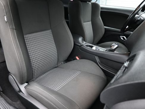 Used 2020 Dodge Challenger GT RWD image 39
