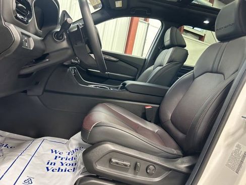Certified 2025 Honda Pilot Black Edition image 15