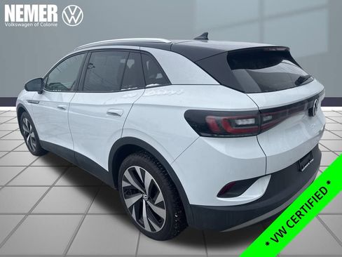 Certified 2022 Volkswagen ID.4 Pro S image 9