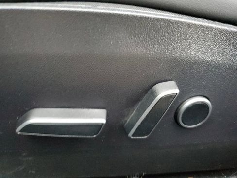 Used 2021 Tesla Model 3 Standard Range Plus image 27