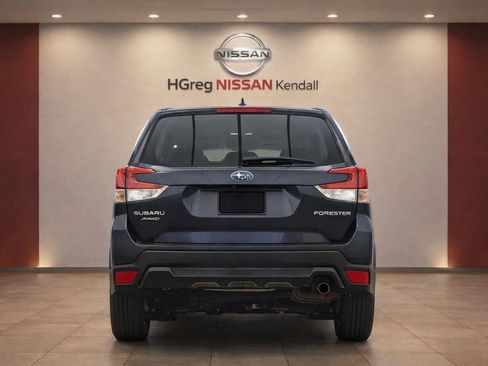 Used 2022 Subaru Forester image 9
