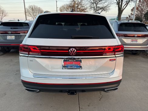 New 2026 Volkswagen Atlas SE FWD image 4