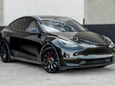 Used 2022 Tesla Model Y Performance AWD/4WD image 8
