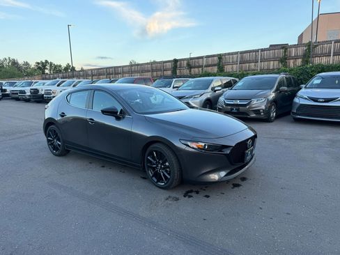 Used 2024 MAZDA MAZDA3 s FWD image 4