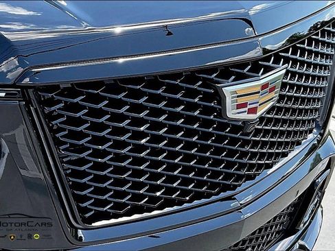 Used 2025 Cadillac Escalade V w/ LPO, Floor Liner Package image 30