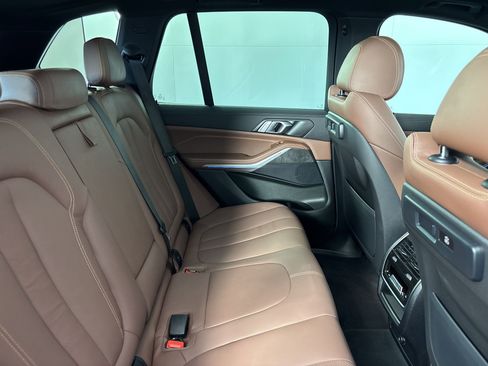 Used 2022 BMW X5 xDrive45e w/ M Sport Package AWD/4WD image 31