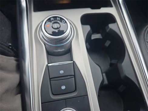 Certified 2022 Ford Explorer XLT w/ Equipment Group 202A image 42